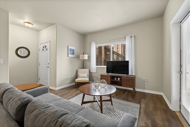 Building Photo - Stoney Creek Highlands