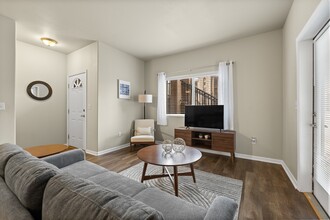 Building Photo - Stoney Creek Highlands