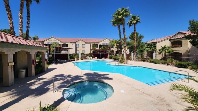 Foto del edificio - Fabulous1BED/2BATH Condo located in Spring Valley Area  — Enjoy Rent-Free Holidays!