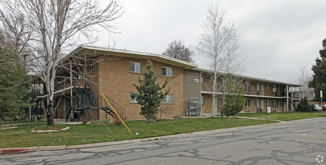 Foto del edificio - Locust Lane Apartments