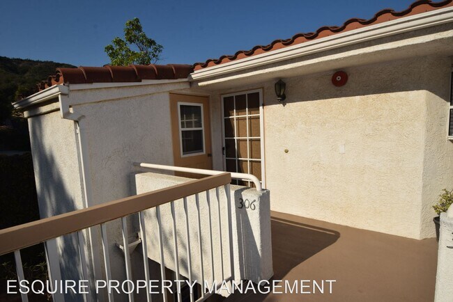 Building Photo - 1 br, 1 bath House - 2803 ANTONIO DR. #306