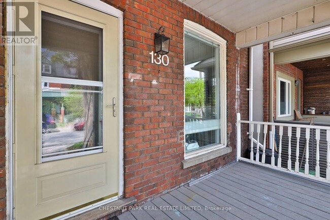Building Photo - 130 Hampton Ave