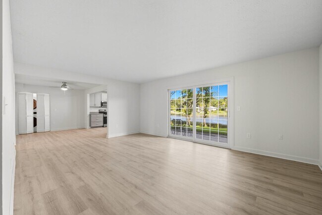 Foto del edificio - 5201 Atlantic Blvd