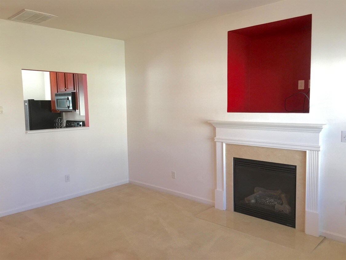 Building Photo - 2158 Lauren Woods Dr