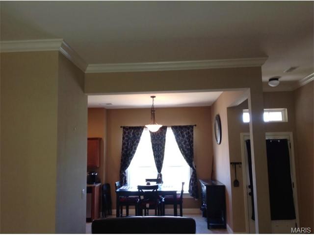 Foto del edificio - 105 Sycamore Dr