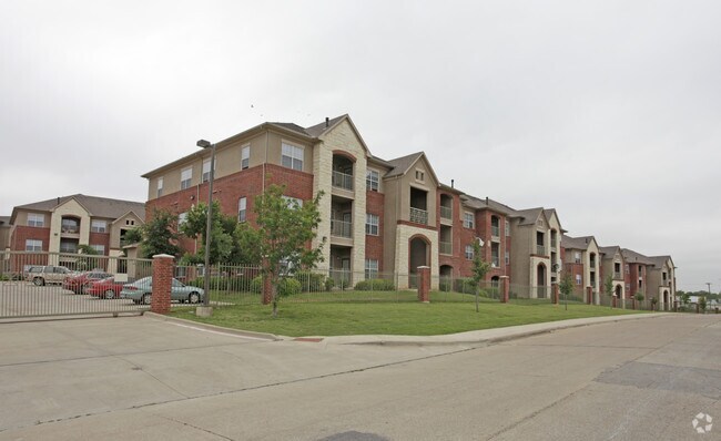 Woodridge Apartments Dallas Tx Home Texas Dallas Woodridge Apartments Primary Photo