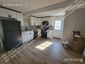 Building Photo - 30 McKean St