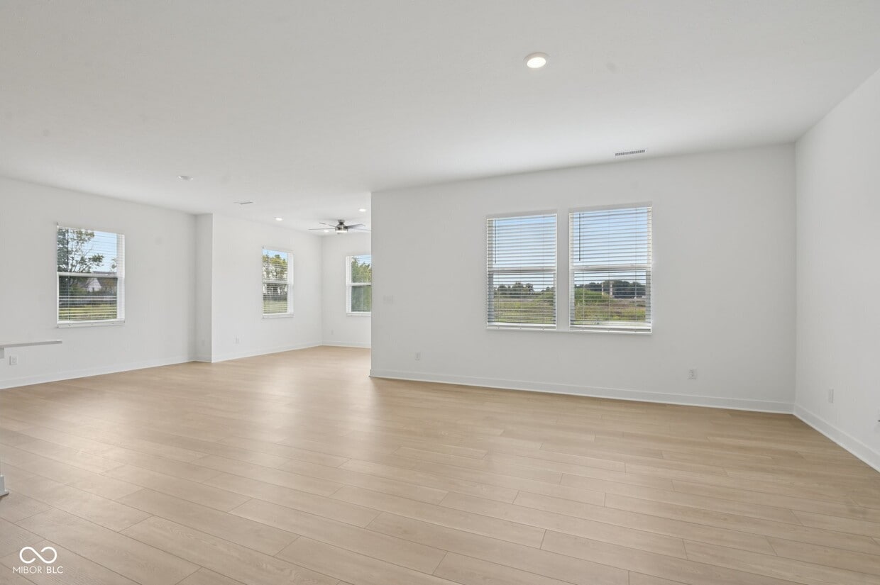 Foto del edificio - 15480 Postman Rd