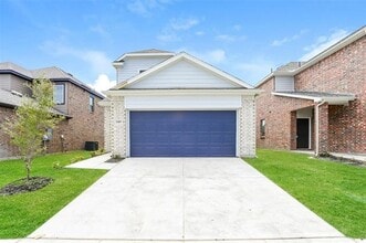 Building Photo - 1405 Jonah Ln
