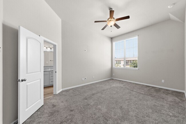 Foto del edificio - 16226 Rattlesnake Run Trail