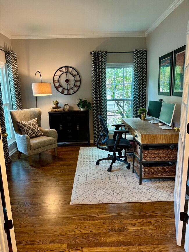 Foto del edificio - 137 Golden Meadow Ln