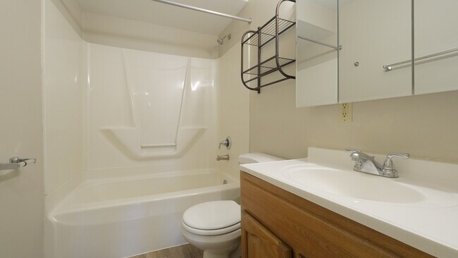 Foto del edificio - 2308 E Carson St