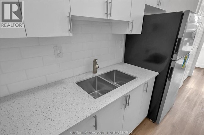 Building Photo - 131 Main St