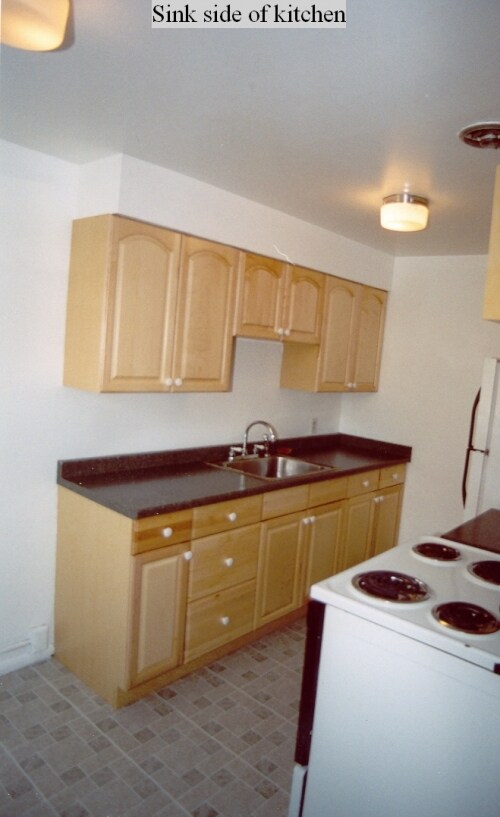Building Photo - 717 4th Ave N