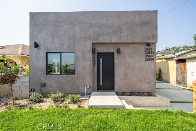 Building Photo - 2681 Roseview Ave