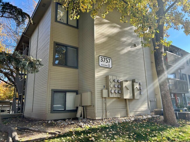Foto del edificio - 3757 S Gekeler Ln