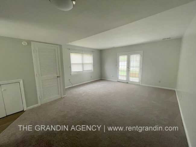 Building Photo - 1770 Elbert Dr