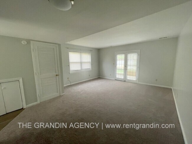 Foto del edificio - 1770 Elbert Dr