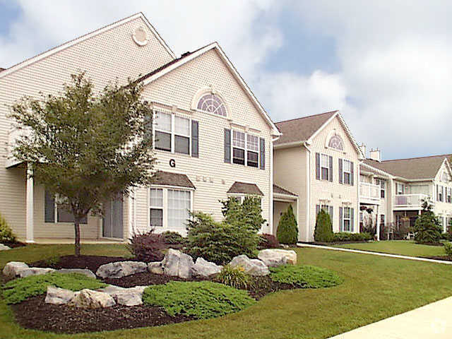 The Apartments at Olde Towne