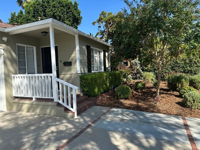 Front of house - side view - 17935 Tiara St