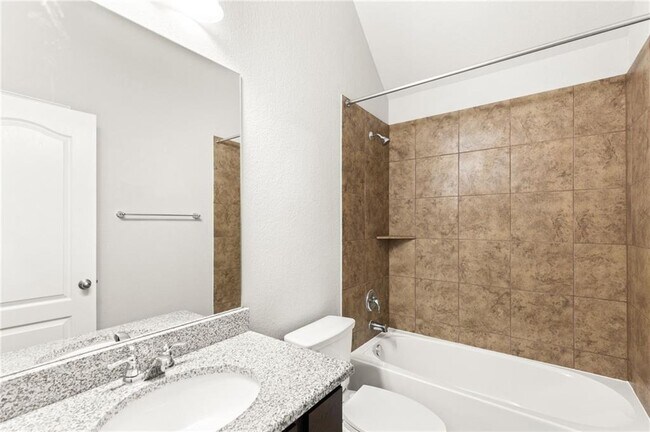 Building Photo - 1811 Grebe Dr