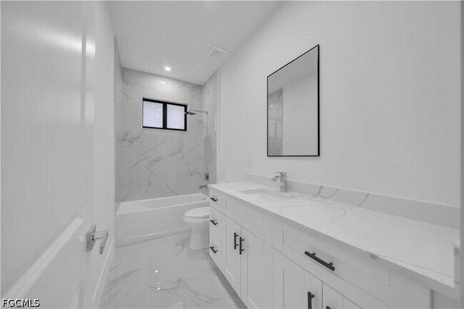Foto del edificio - 5003 2nd St W