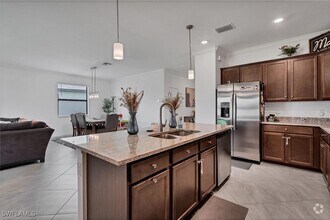 Building Photo - 14672 Cantabria Dr