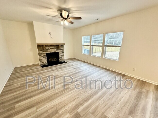 Foto del edificio - 314 Griffon Dr