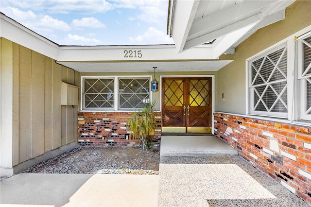 Building Photo - 2215 El Monte Ave