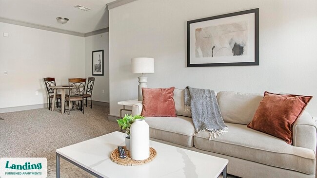 Foto del edificio - 4689 Mustang Pkwy