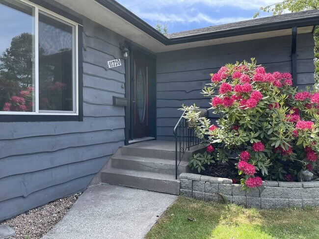 Photo du bâtiment - 11720 Seacliff Rd