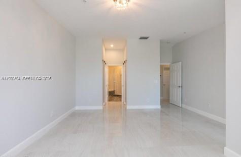 Foto del edificio - 621 NE 8th Ave