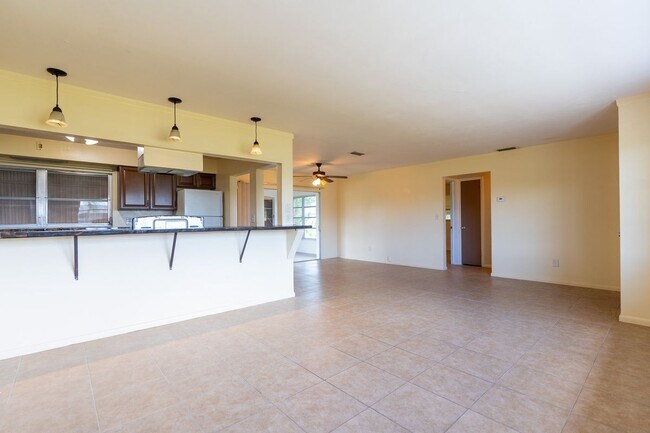 Foto del edificio - 235 SE 45th St
