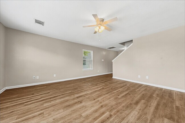 Building Photo - 16311 Hayesford Ln