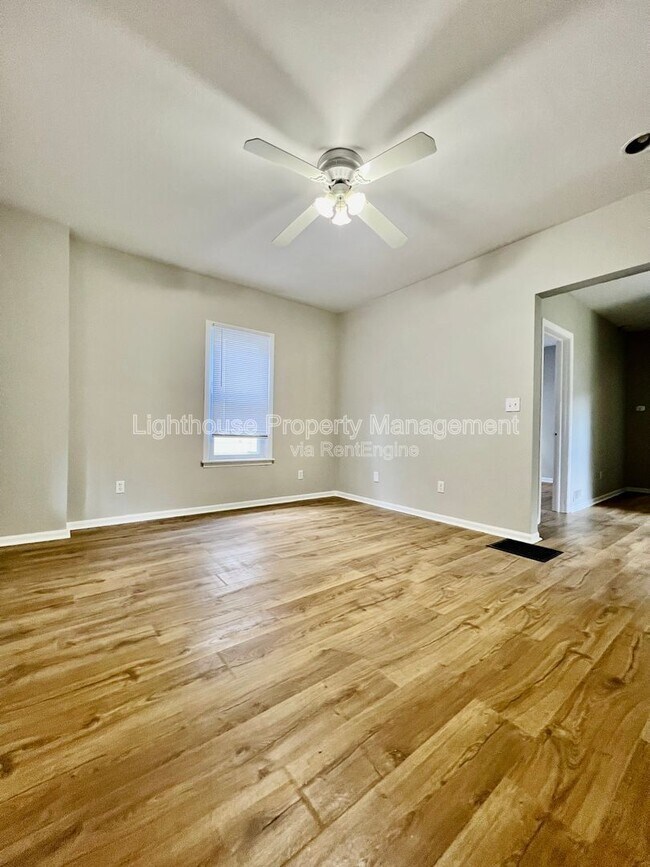 Foto del edificio - 708 Elizabeth St