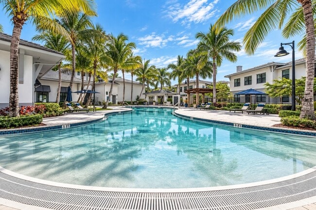 Building Photo - The Hamptons at Palm Beach Gardens Apartments