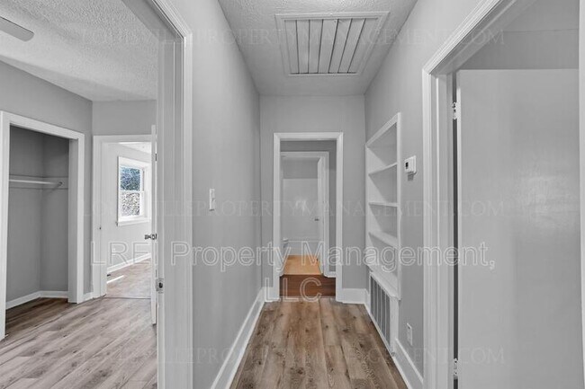 Building Photo - 10222 Starlight Way