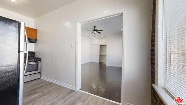 Foto del edificio - 738 S New Hampshire Ave