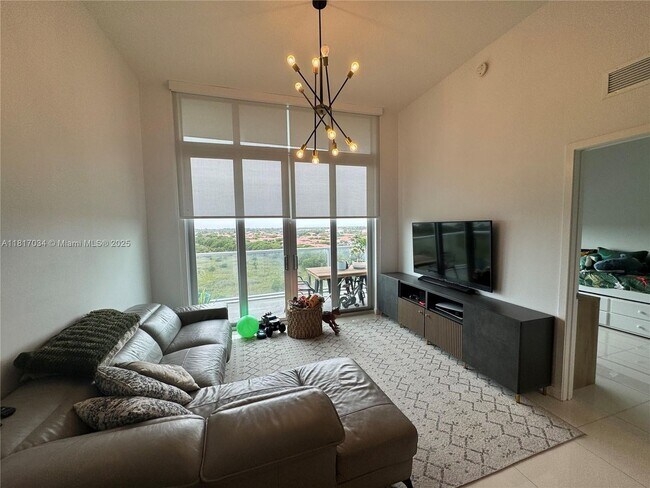 Foto del edificio - 7825 NW 107th Ave