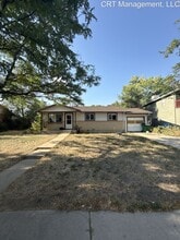 Building Photo - 13675 E Kentucky Pl
