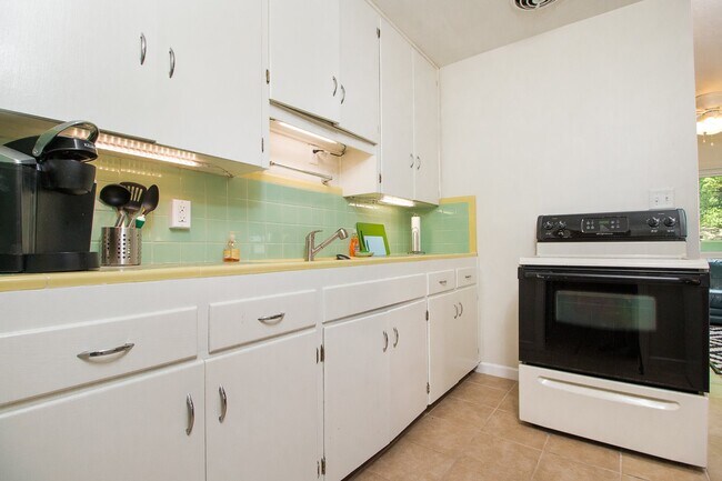 Foto del edificio - 111 NW 21st St