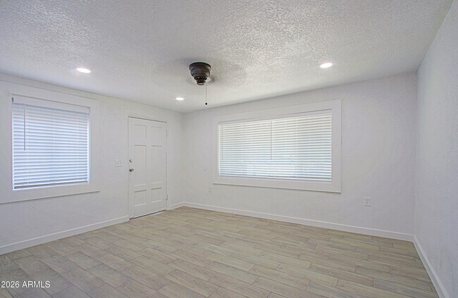 Foto del edificio - 5123 N 17th Ave