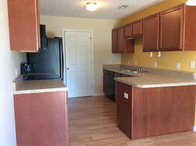 Building Photo - Single Family Home in Desirable Brices Crossing