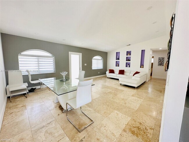 Foto del edificio - 3 br, 2 bath House - 18201 SW 149th Ave