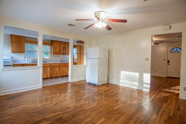 Foto del edificio - Cozy 2-Bedroom rental in Edna