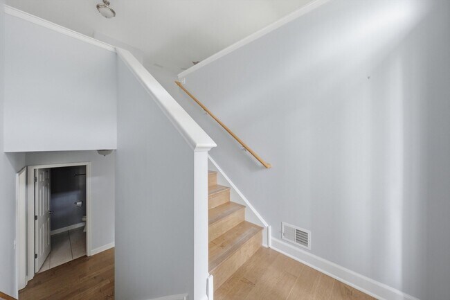 Foto del edificio - 9411 Huber Ct