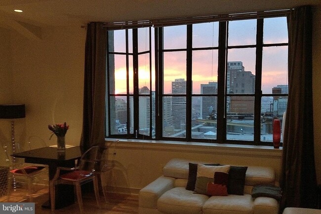 Foto del edificio - 111 S 15th St