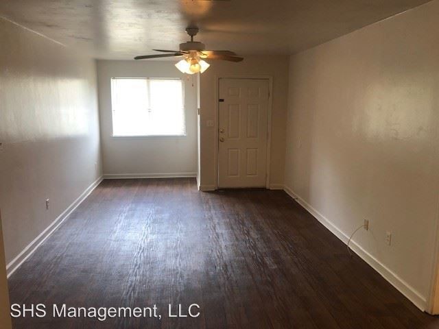 Building Photo - 2 br, 2 bath Room For Rent - 250 S. Ocala Rd.