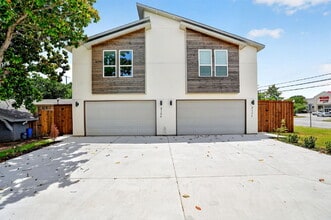 Building Photo - 2330 Fairfax Dr