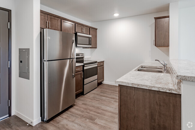 2BR, 2BA - 970SF - Kitchen - The Preserve on 24th